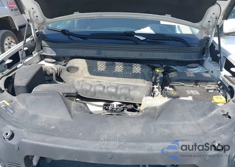 2019 Jeep Cherokee Latitude 4X4 z USA, uszkodzony, nr VIN 1C4PJMCBXKD239602